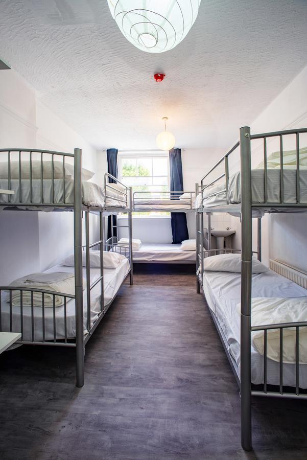 Mile End Beds Hostel London Exterior photo